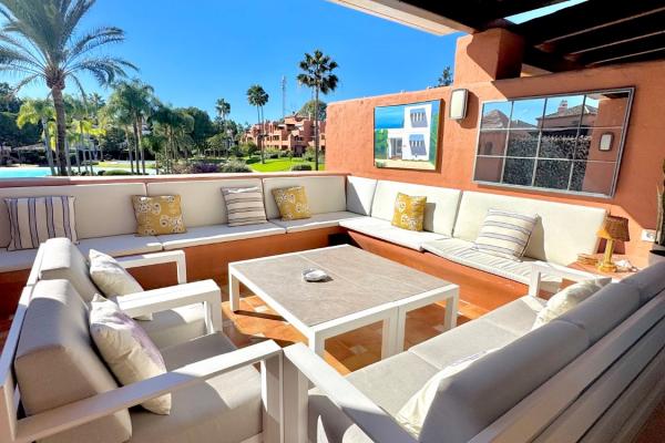 Podkroví v prodeji in Benamara-Atalaya (Estepona)