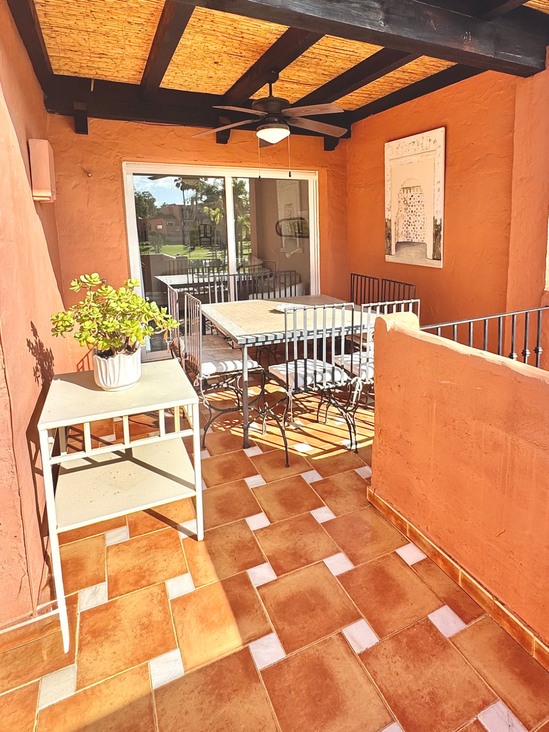 Impeccable 4-bedroom duplex penthouse in Guadalmina Baja