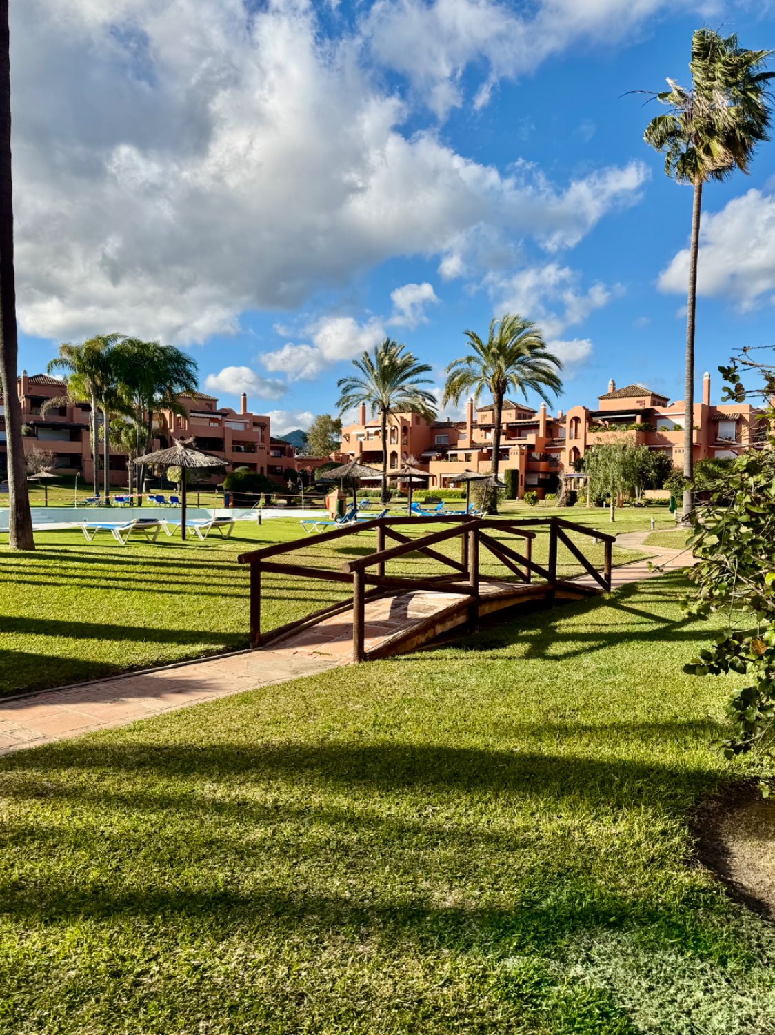 Impeccable 4-bedroom duplex penthouse in Guadalmina Baja