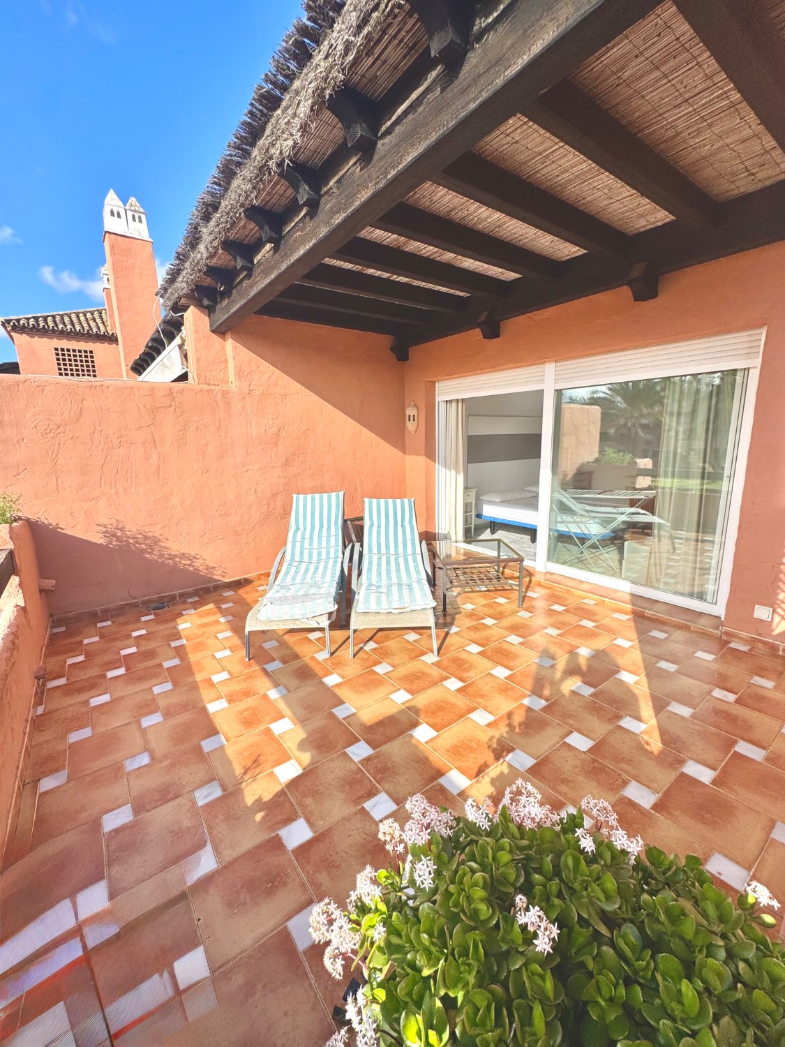 Impeccable 4-bedroom duplex penthouse in Guadalmina Baja